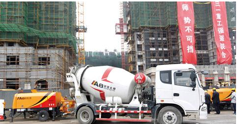 三一牽手綠地共創(chuàng)綠色建筑時(shí)代——綠地或?qū)⒃谌珖?guó)使用三一A8砂漿大師