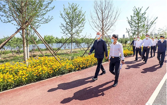 扎實(shí)推進(jìn)減排降碳各項(xiàng)工作！蔡奇陳吉寧調(diào)研城市副中心要求打造綠色發(fā)展高地