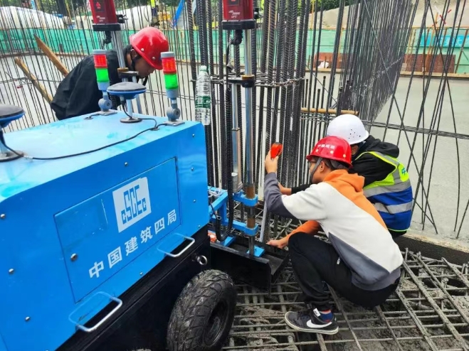 ??全國(guó)首個(gè)！中建四局用機(jī)器人“智”造保障房，節(jié)約40%工時(shí)！
