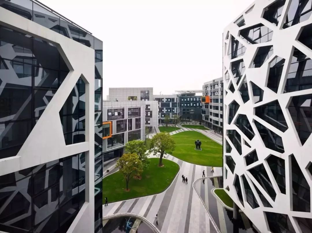 最新世界500強(qiáng)揭曉！小米、騰訊、阿里、京東哪家總部設(shè)計(jì)更強(qiáng)悍？